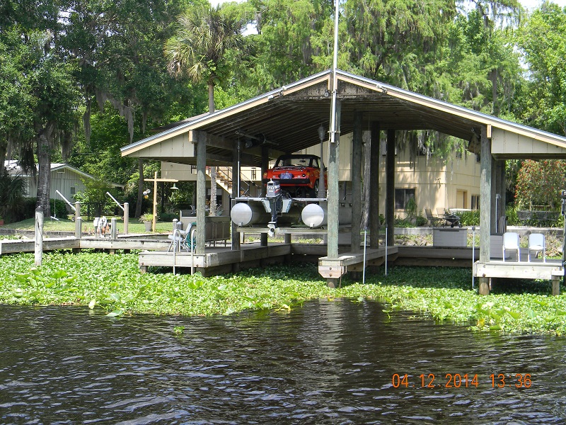 7. Sports Car Pontoon.JPG