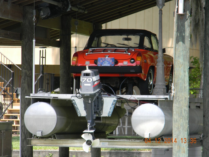 7. Sports Car Pontoon 2.JPG