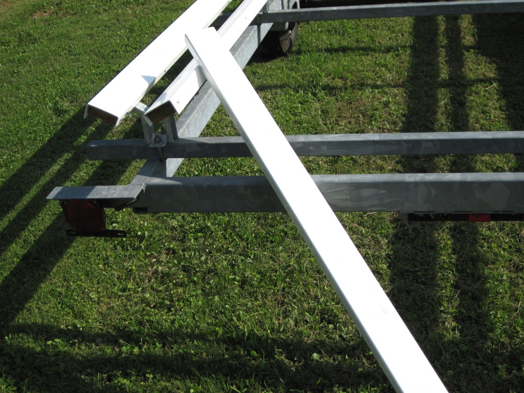 Boat Trailer  Holdouts 007.JPG