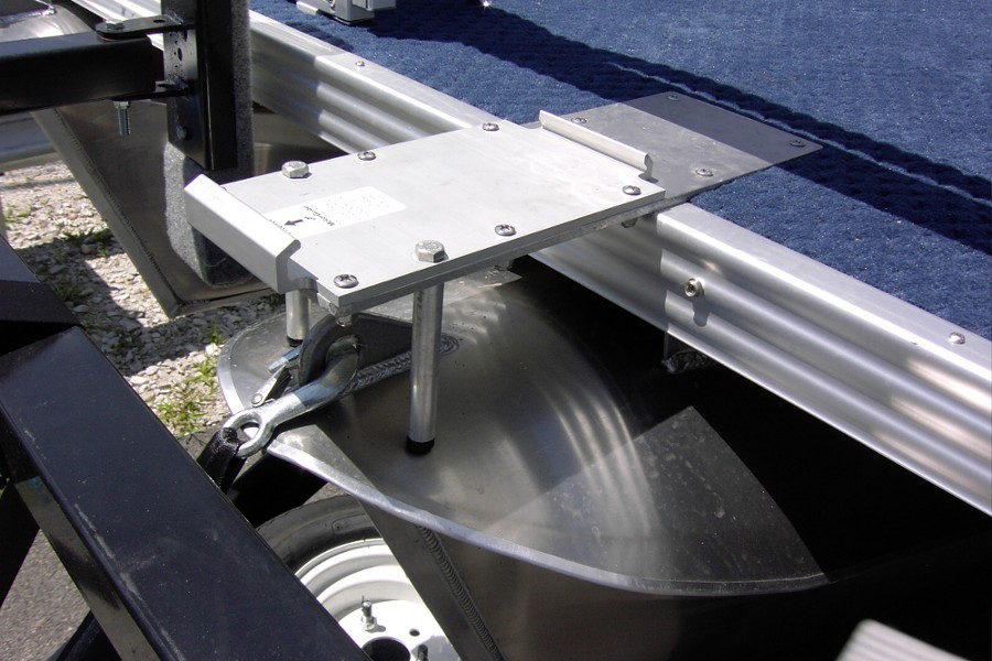 trol mount1 900w.jpg