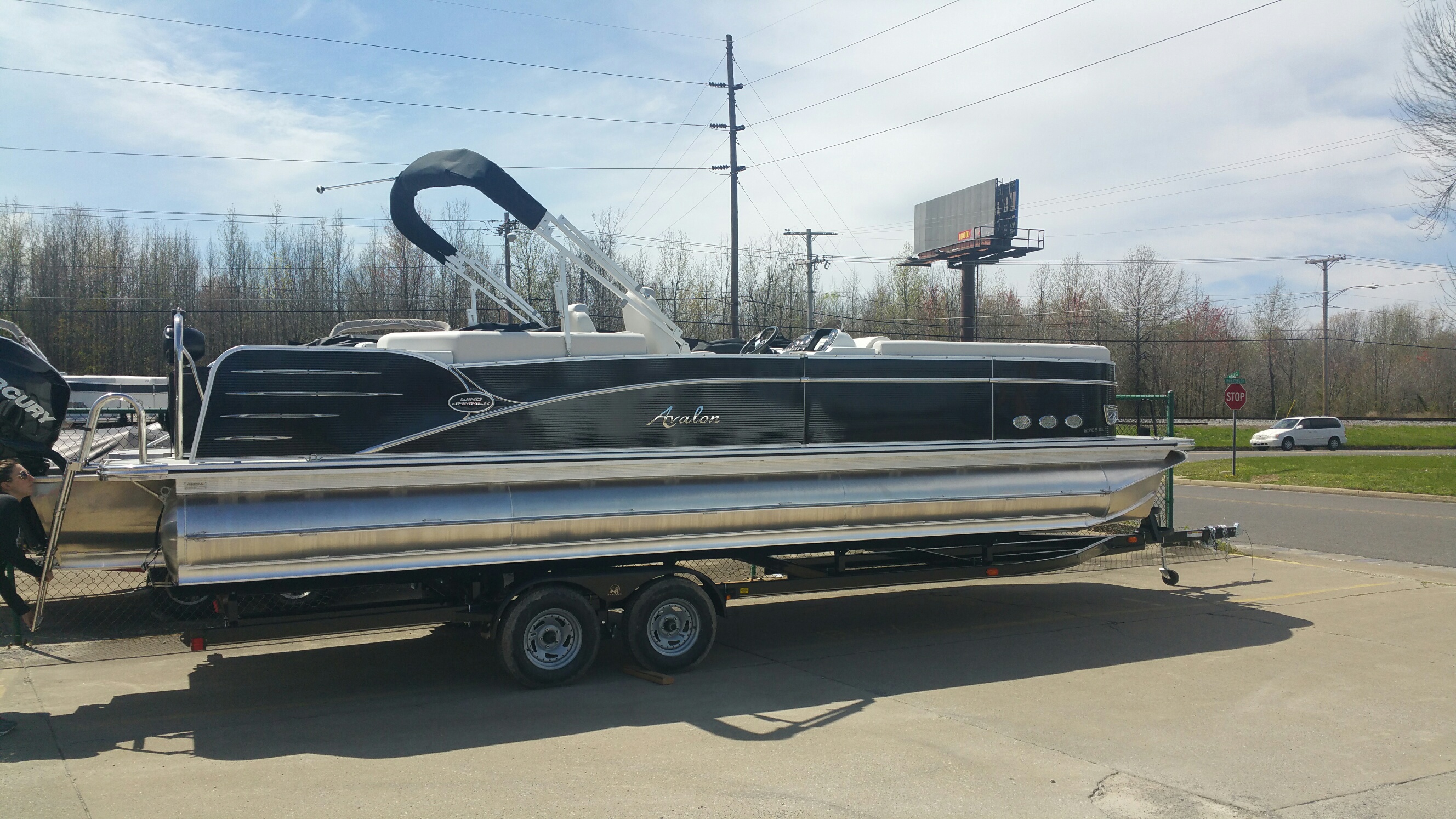 boat1.jpg