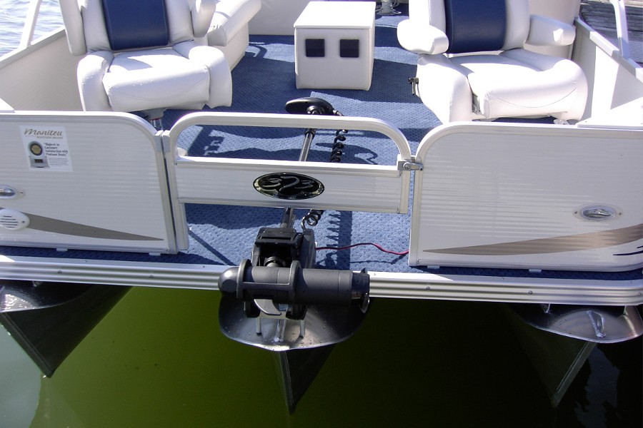 troll mount4 900w.jpg