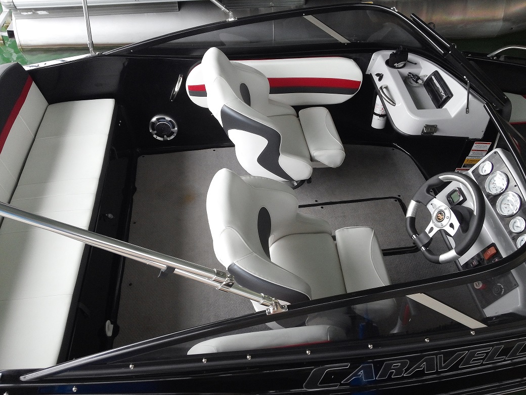 cockpit2.jpg