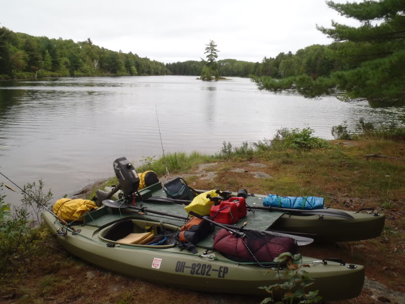 kayak pontoon.jpg