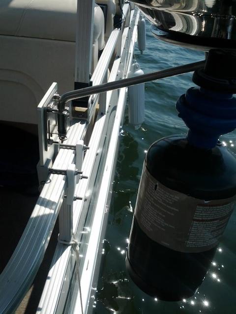 rail attach1.jpg
