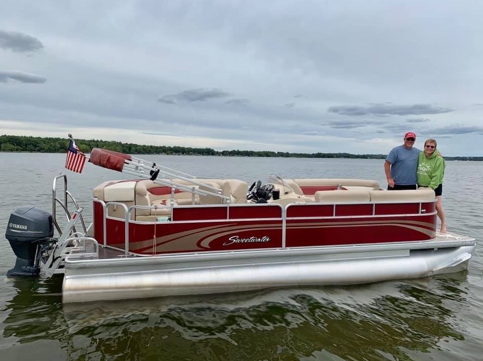 pontoon 2019.jpg