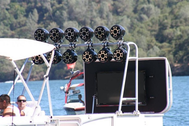 ARC%20Pontoon%20Boat%20(Large).jpg